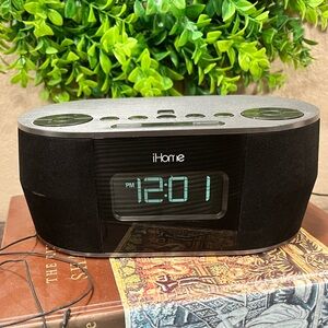 IHOME DUAL CHARGING ALARM CLOCK RADIO DOCK-iBT38